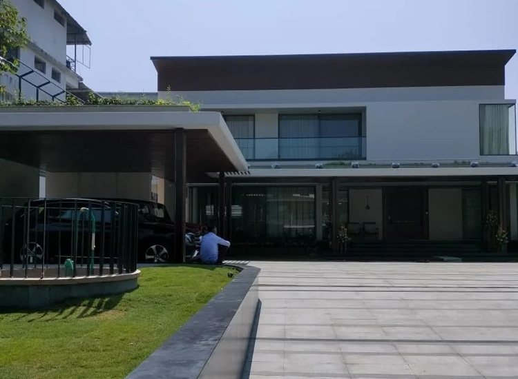 Mr. Ajayakumar's 15000 Sqft Luxury Mansion, Cherpu, Thrissur